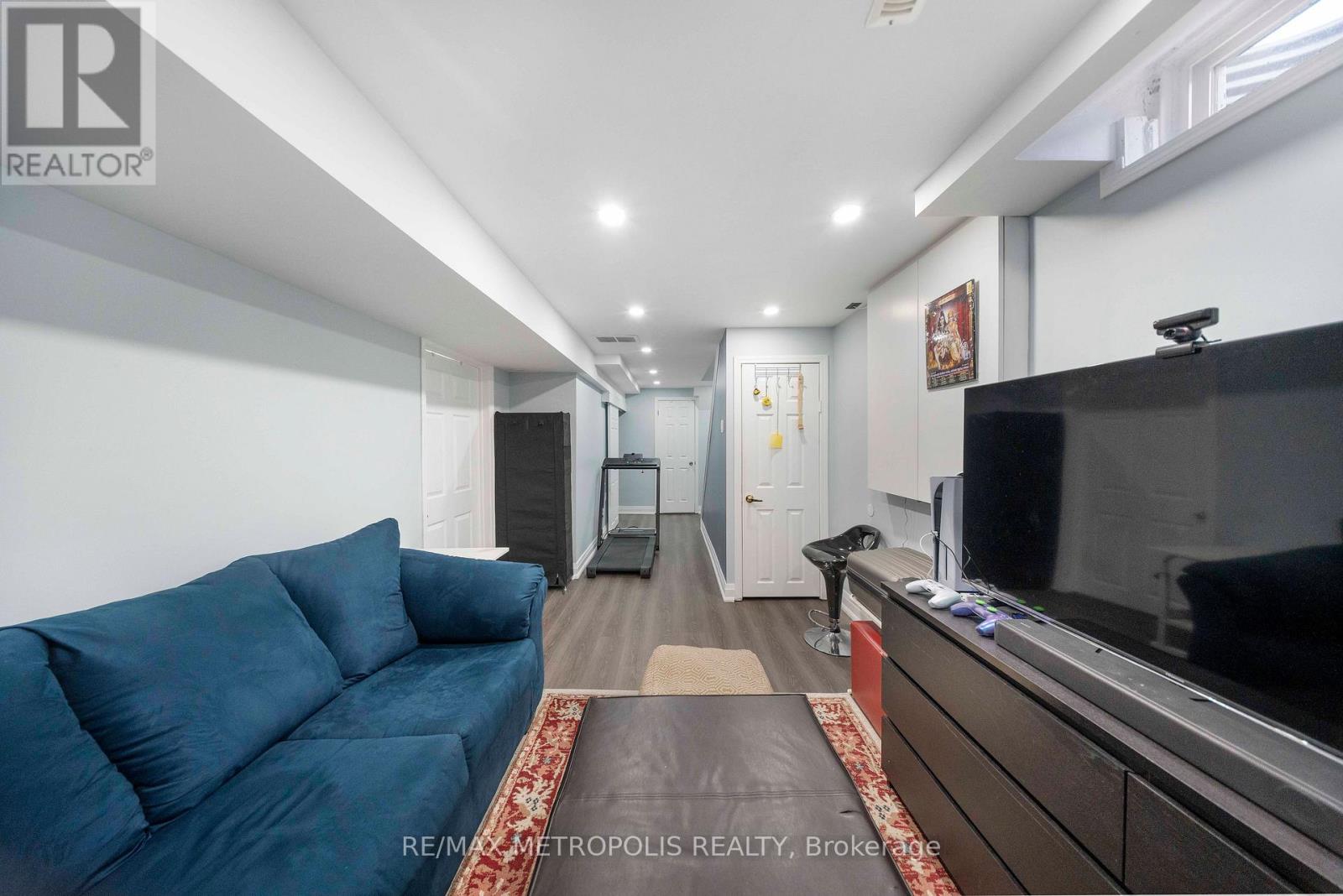 Semi-Detached/Link at 42 GULLIVER CRESCENT, Brampton