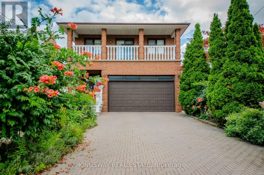 Detached at 27 MULHOLLAND AVENUE, Toronto (Yorkdale-Glen Park)