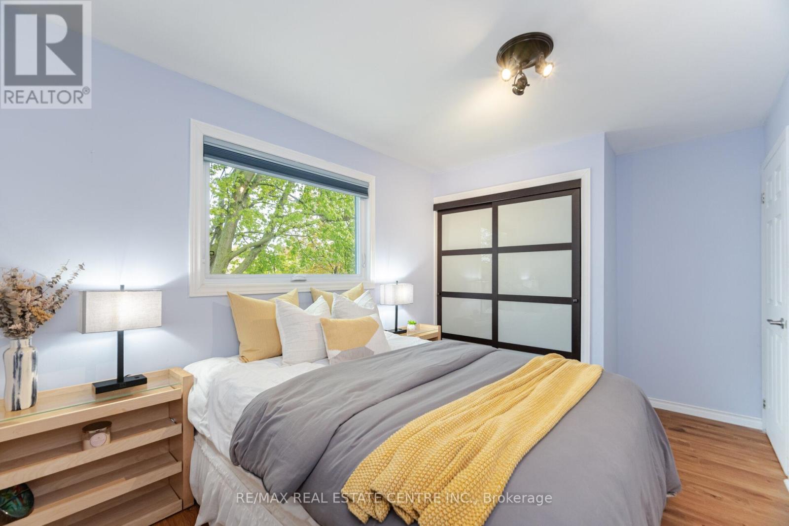 Semi-Detached/Link at 3017 GLACE BAY ROAD, Mississauga