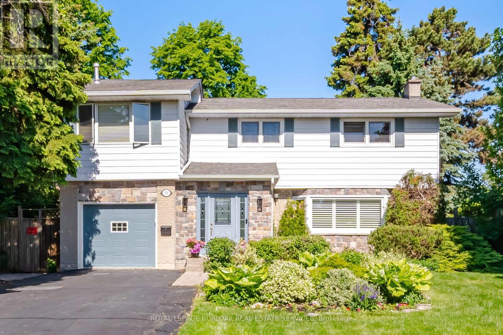 Detached at 525 GRAND BOULEVARD, Oakville (FA Falgarwood)
