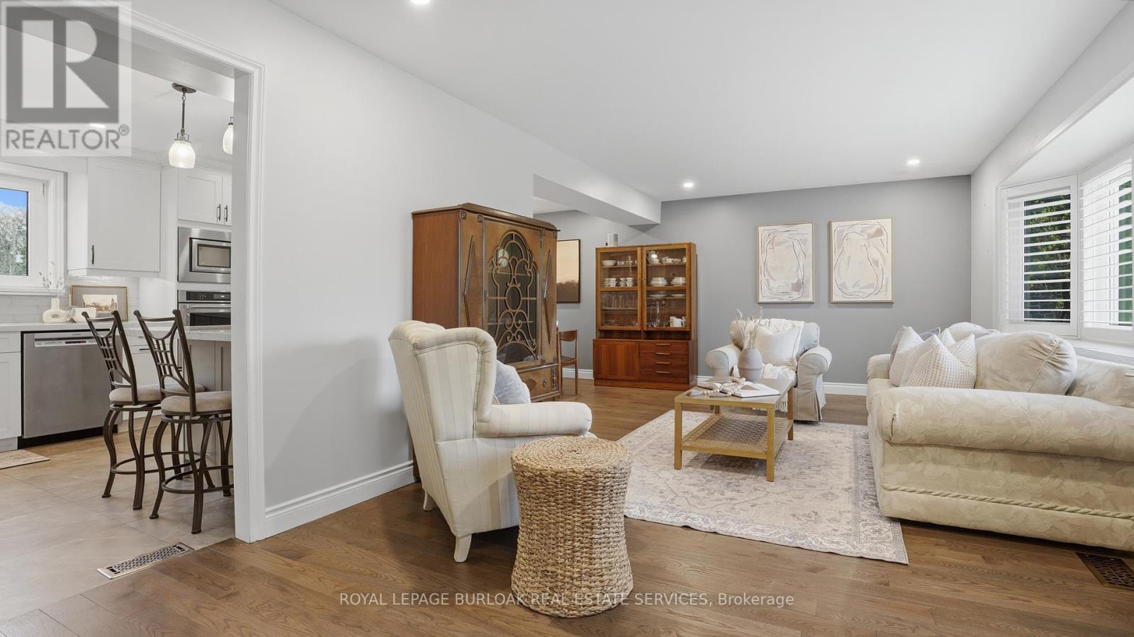 Detached at 525 GRAND BOULEVARD, Oakville