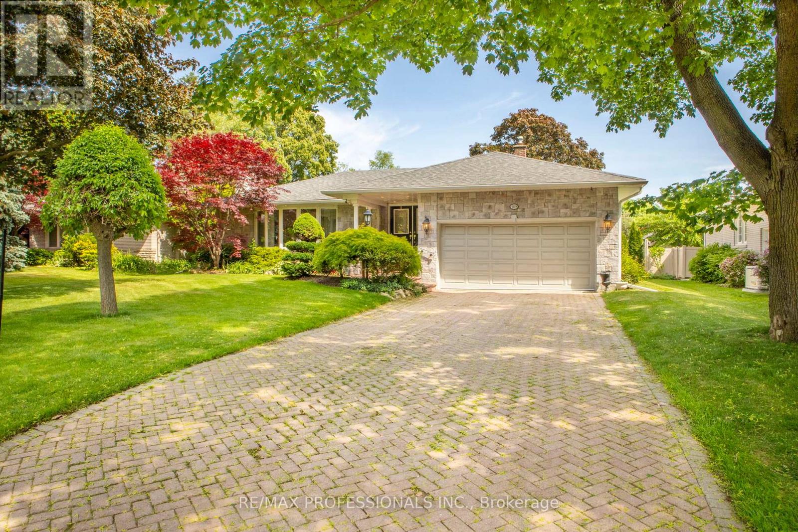 Detached at 109 PRINCESS MARGARET BOULEVARD, Toronto (Princess-Rosethorn)