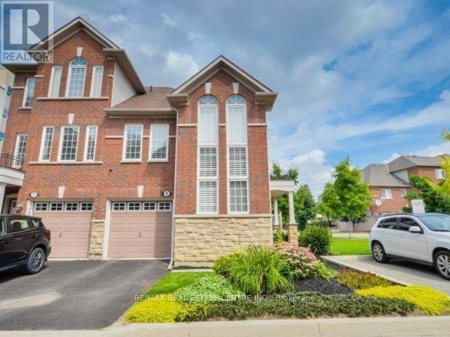 Townhouse at 9 SAND WEDGE LANE, Brampton
