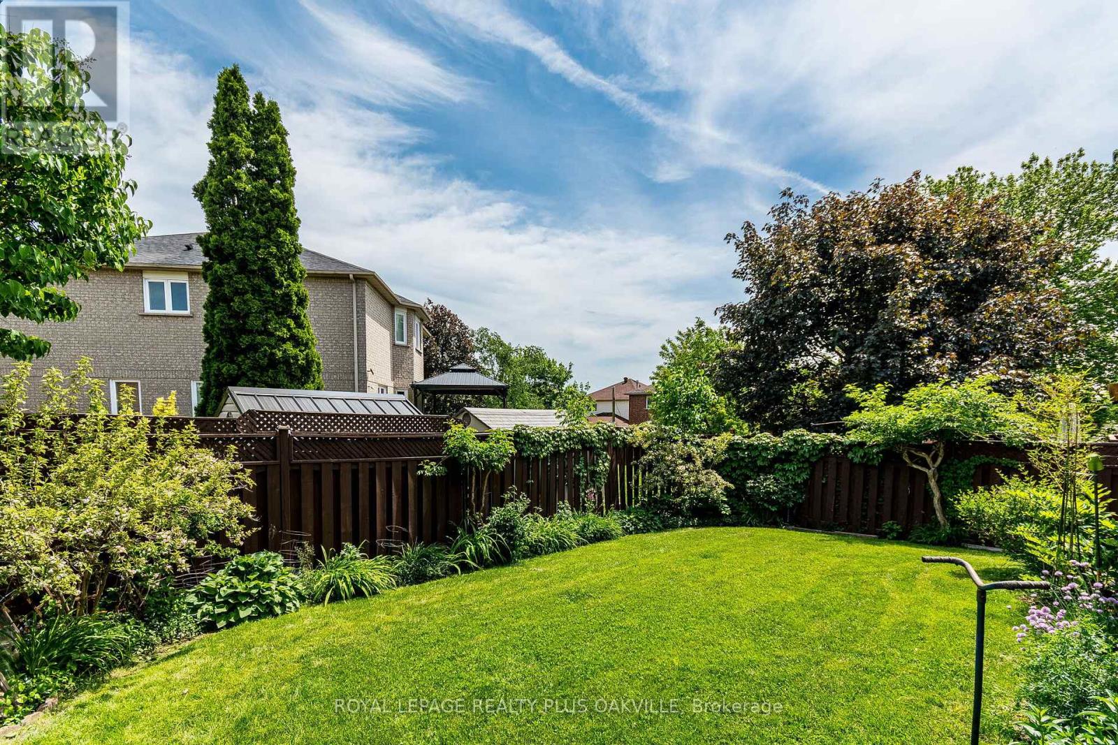 Detached at 1520 ROSEWAY DRIVE, Mississauga
