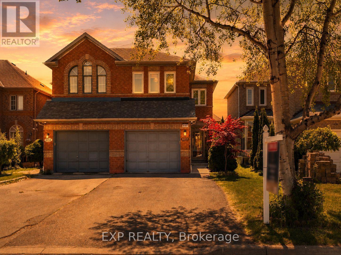 Semi-Detached/Link at 6157 SNOWY OWL CRESCENT, Mississauga (Lisgar)