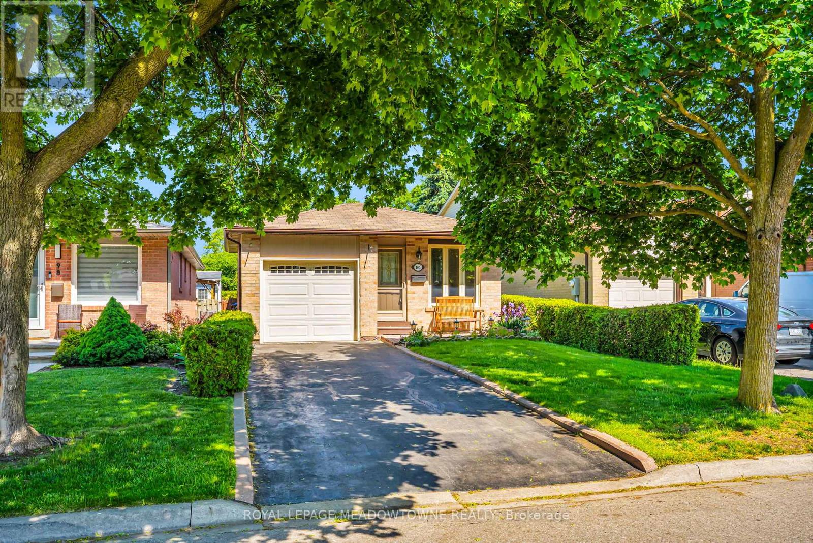 Detached at 100 MARTINDALE CRESCENT, Brampton (Brampton West)