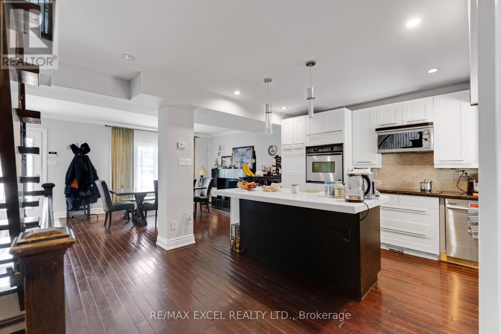 Detached at 381 NIAR AVENUE, Mississauga