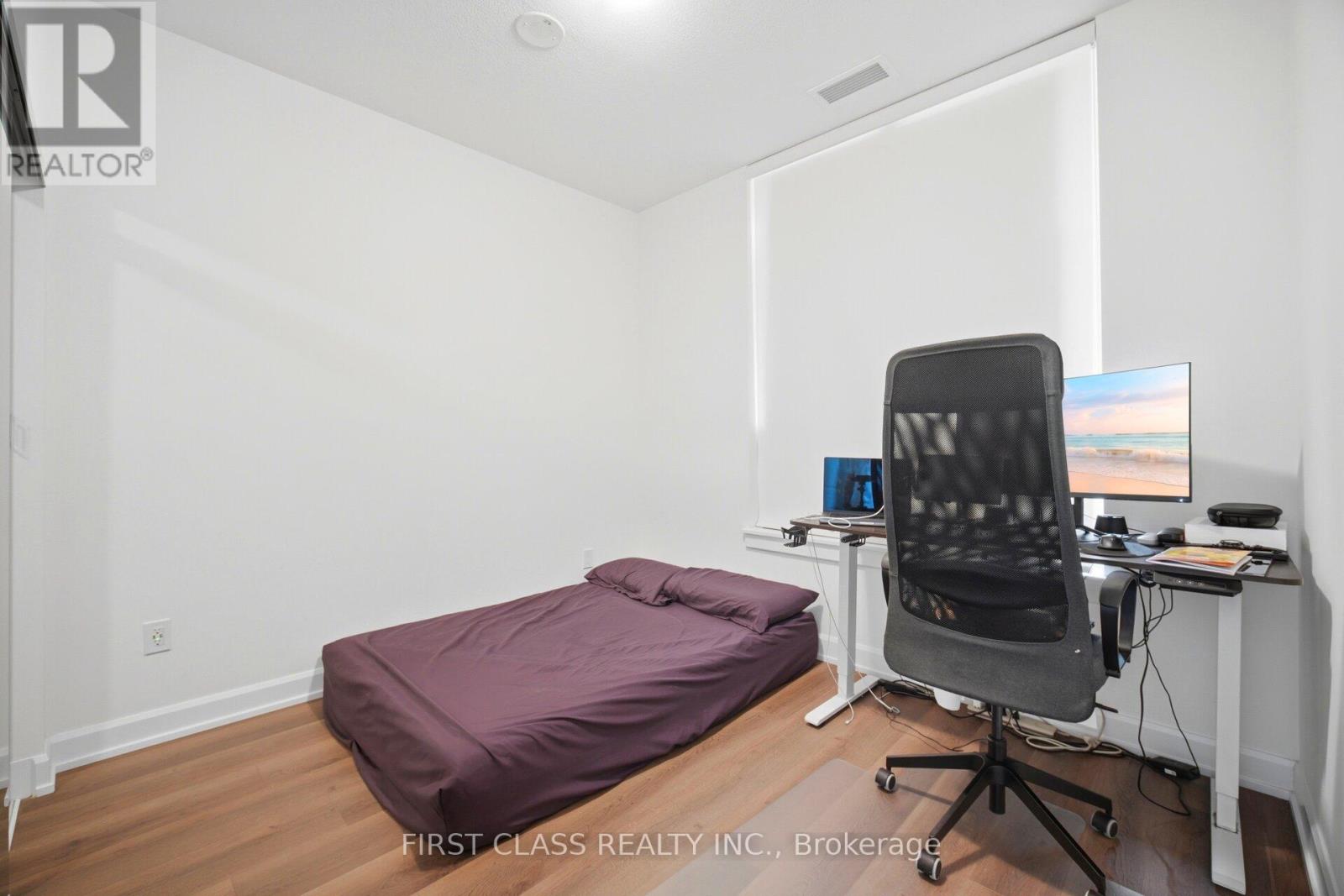 Apartment at 3220 WILLIAM COLTSON AVENUE, Oakville