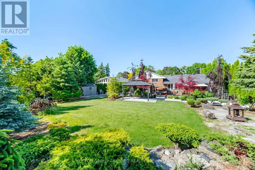 Detached at 14 PLAINSMAN ROAD, Mississauga