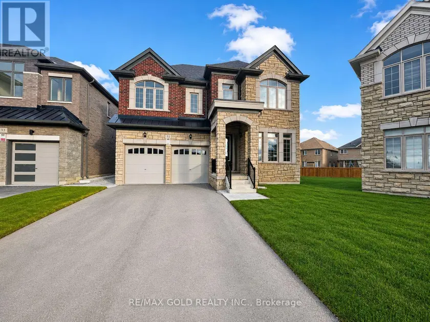 Detached at 31 DOLOMITE DRIVE, Brampton