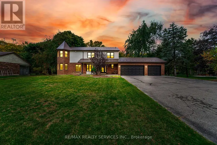 Detached at 14 SNOWBERRY COURT, Caledon