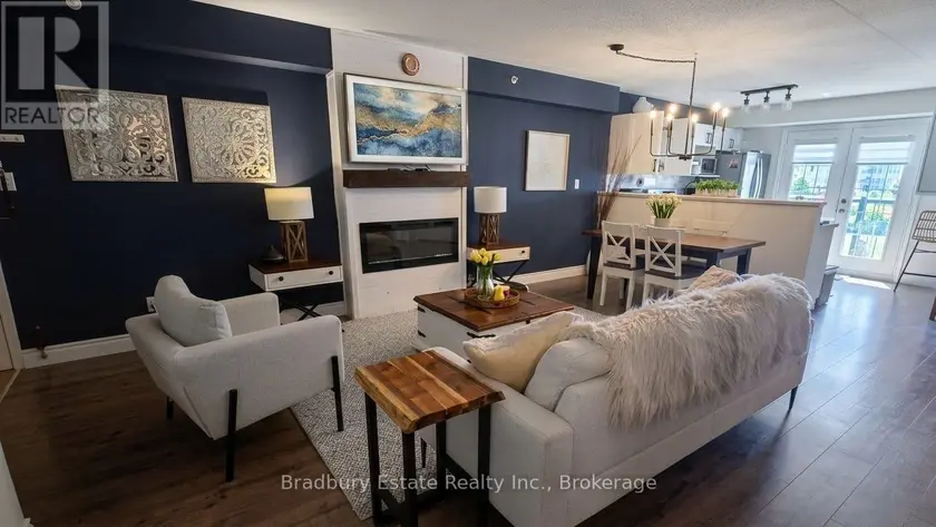 Apartment at 305 - 2045 APPLEBY LINE, Burlington