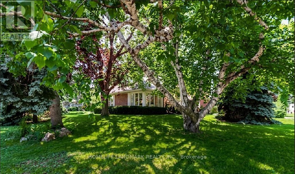 Detached at 79 ANGLESEY BOULEVARD, Toronto