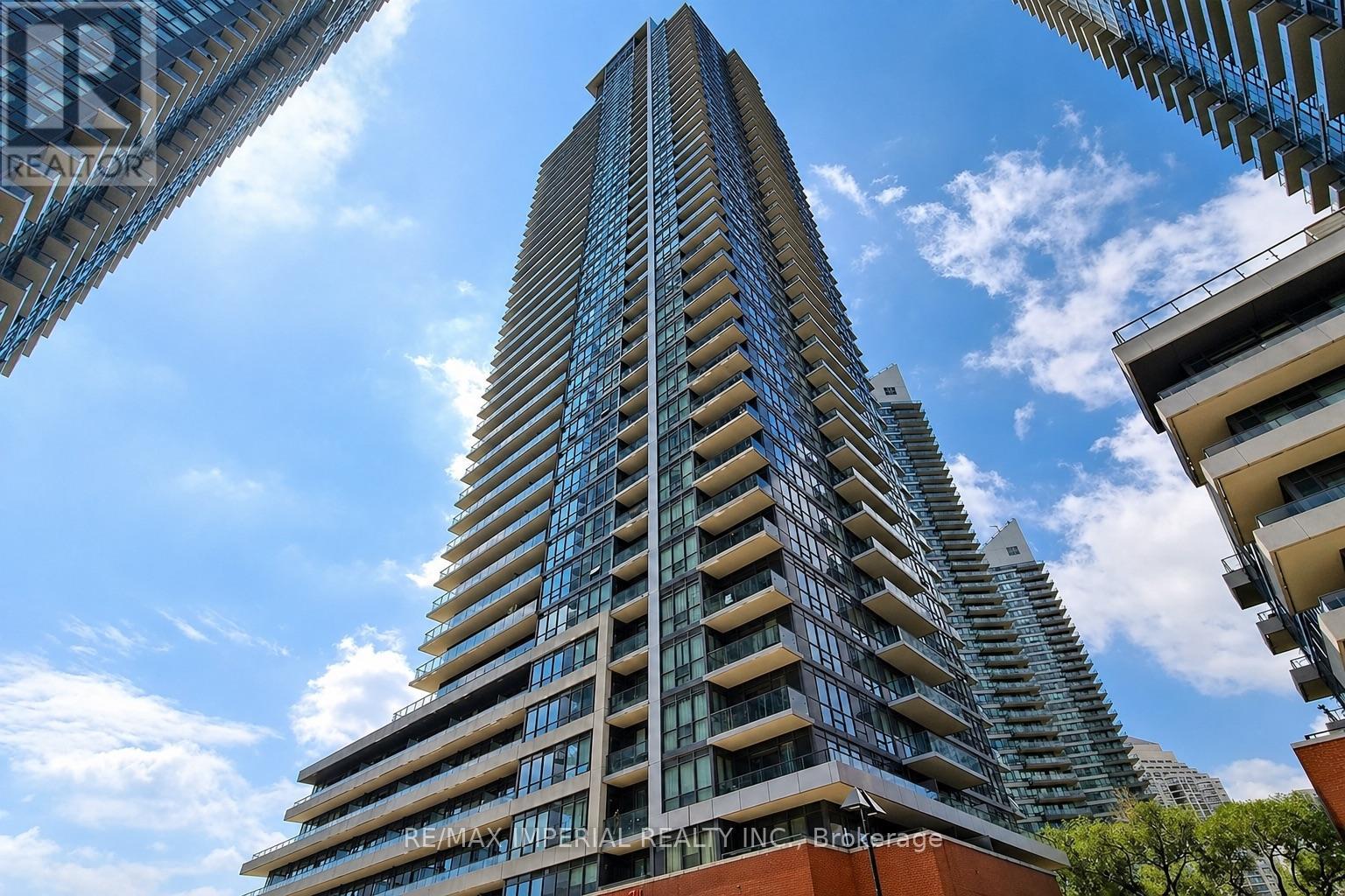 Apartment at 3001 - 2212 LAKE SHORE BOULEVARD W, Toronto