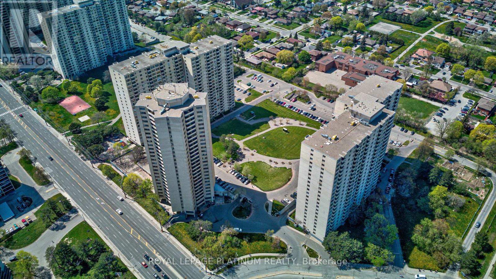 Apartment at 408 - 330 DIXON ROAD, Toronto
