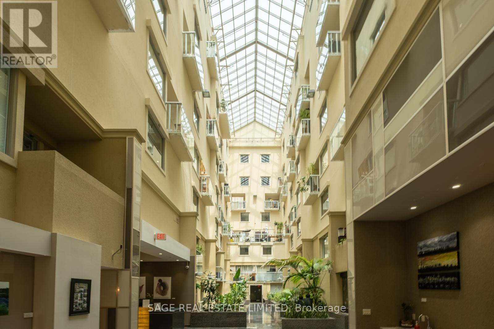 Apartment at 210 - 437 RONCESVALLES AVENUE, Toronto (Roncesvalles)