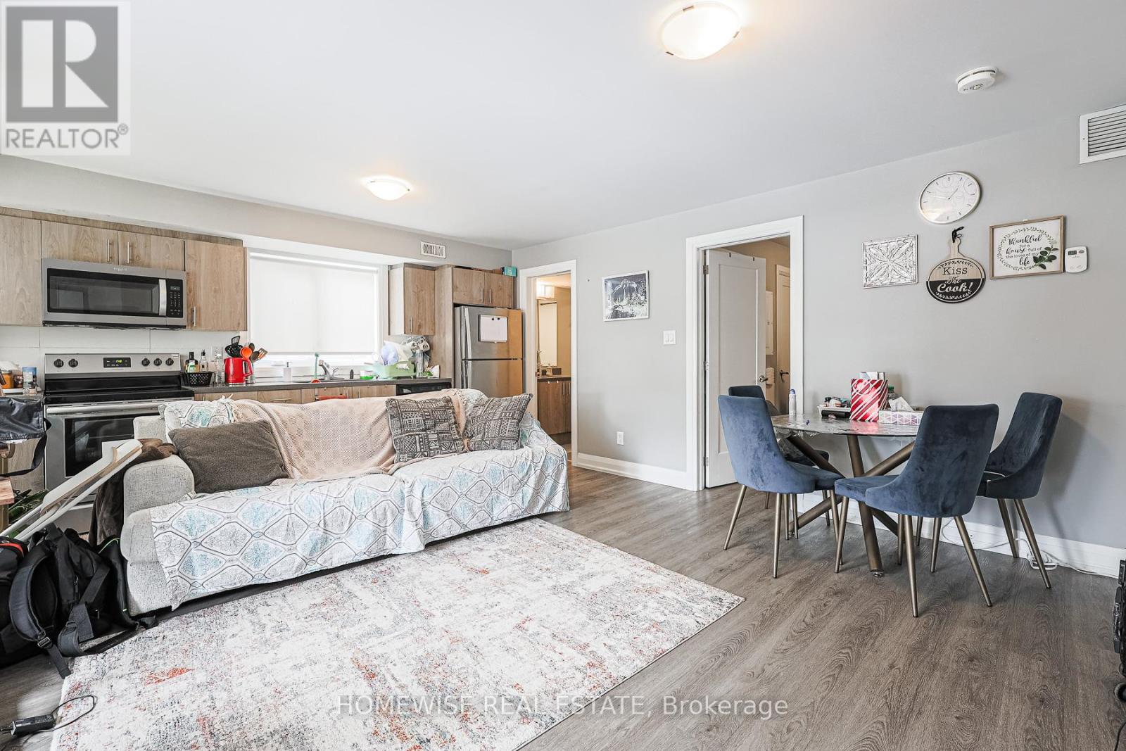 Townhouse at 101 - 814 GLENCAIRN AVENUE, Toronto