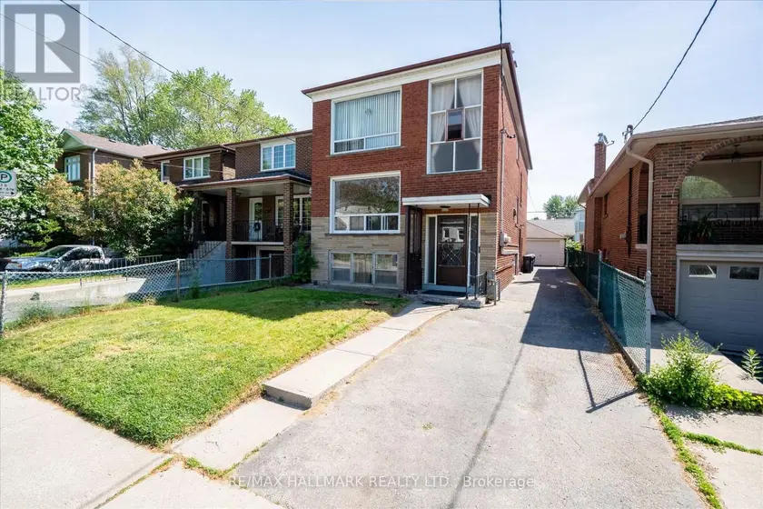 Detached at 11 PRISCILLA AVENUE, Toronto