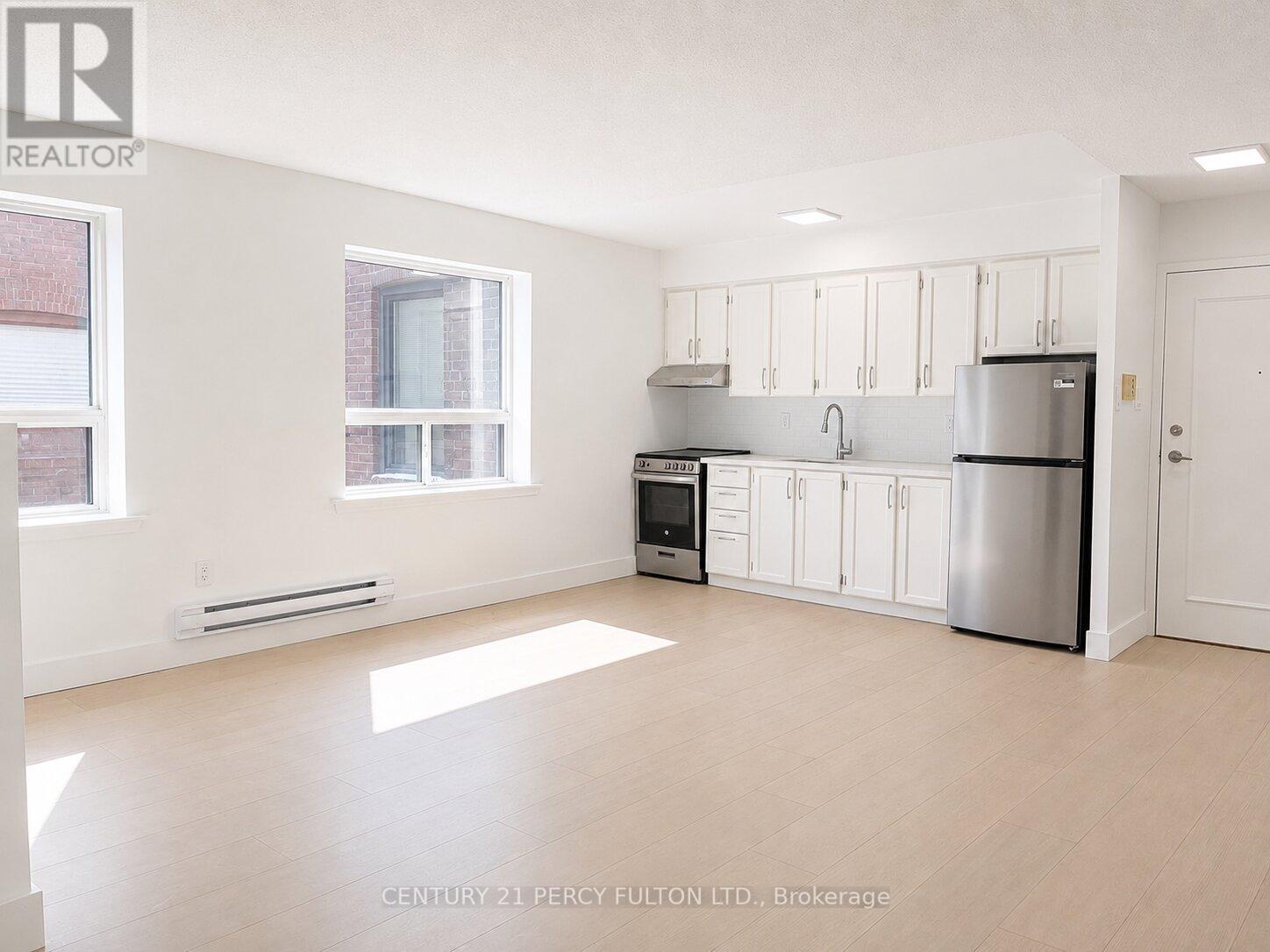 Apartment at 14 - 2373 BLOOR STREET W, Toronto