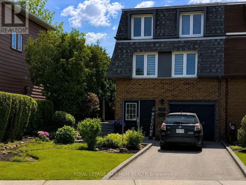Semi-Detached/Link at 7493 BYBROOK DRIVE, Mississauga (Malton)