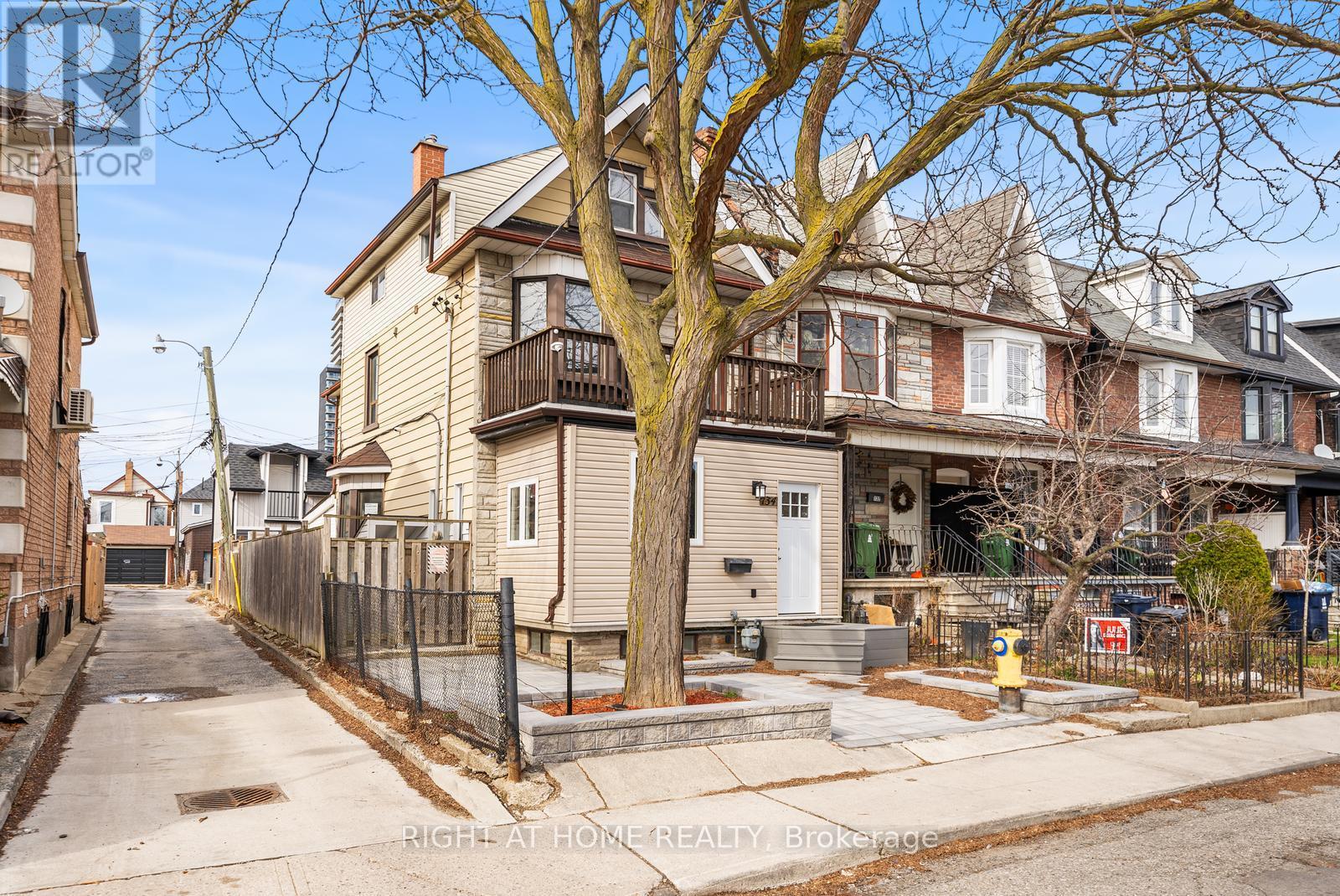 Detached at 134 MILLICENT STREET, Toronto (Dovercourt-Wallace Emerson-Junction)