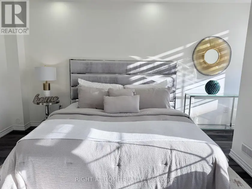 Townhouse at 21 MAIN - 1222 ROSE WAY, Milton (CB Cobban)