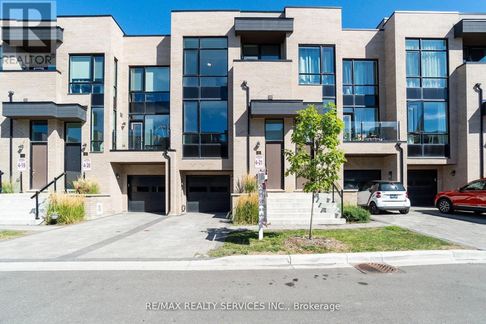 Townhouse at 42 PONY FARM DRIVE, Toronto