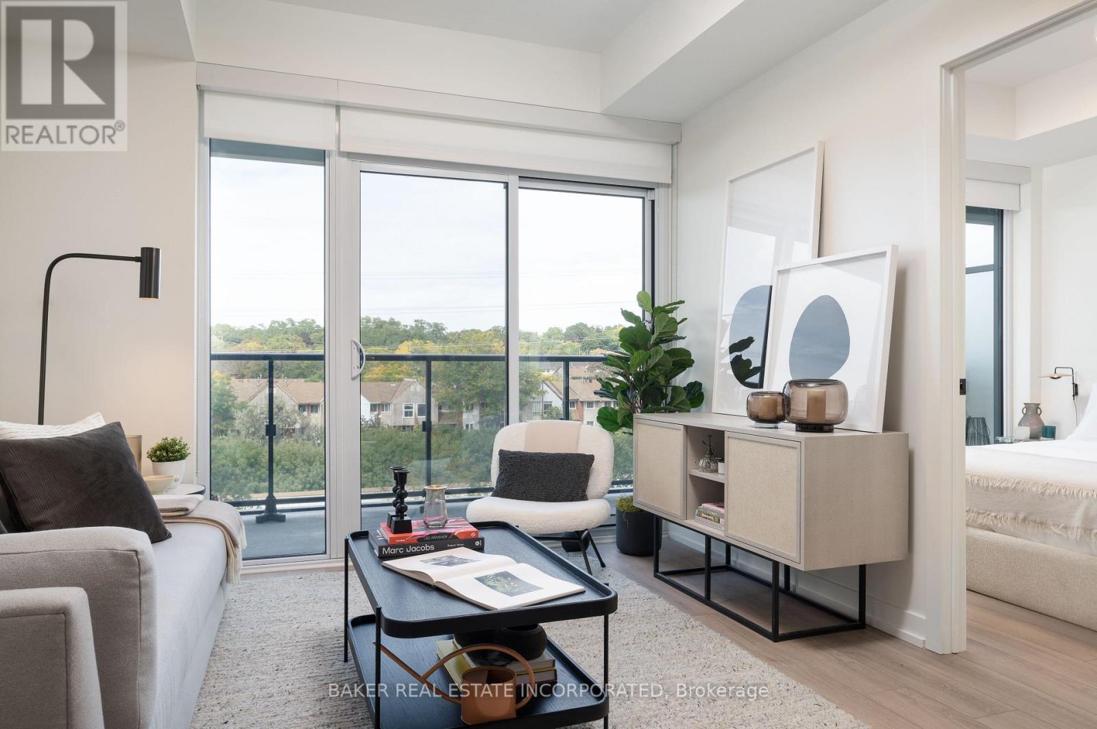 Apartment at 515 - 740 DUPONT STREET, Toronto