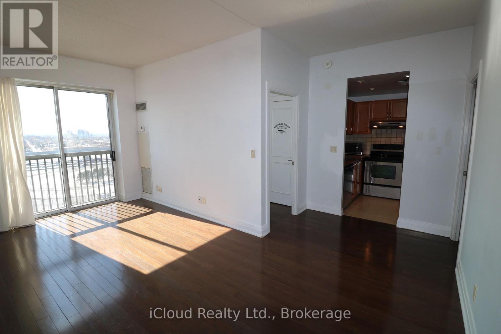 Apartment at 910 - 2737 KEELE STREET, Toronto