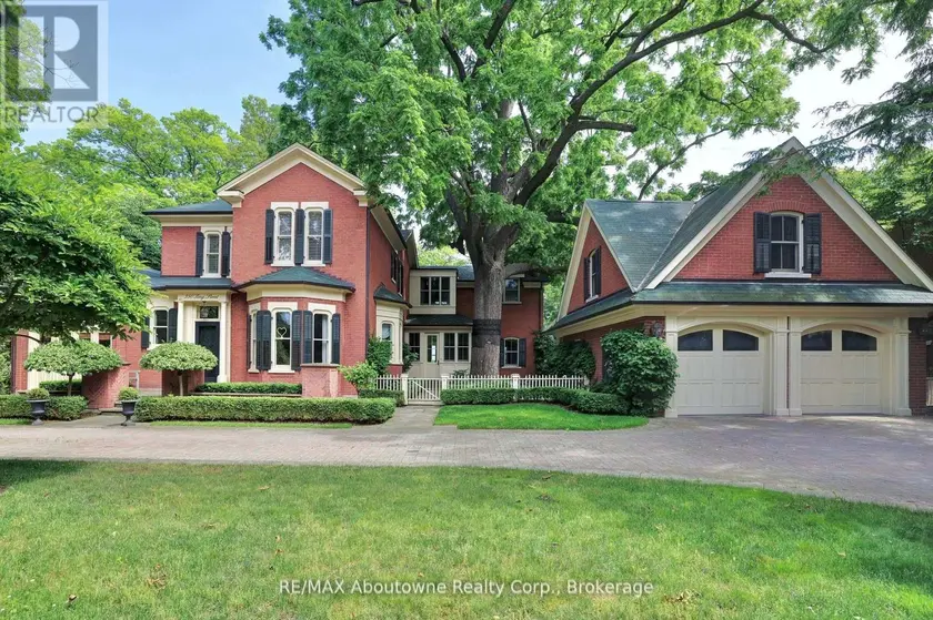 Detached at 350 KING STREET, Oakville