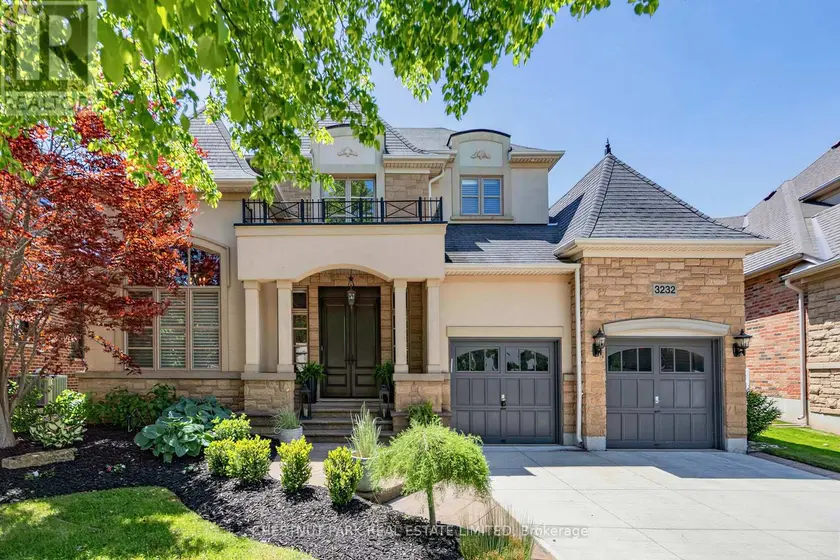 Detached at 3232 RIBBLE CRESCENT, Oakville