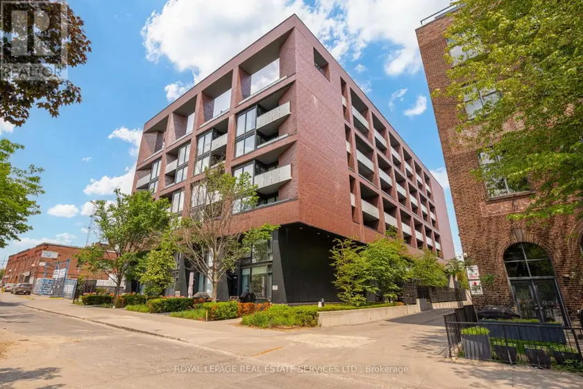 Apartment at PH # 09 - 383 SORAUREN AVENUE, Toronto (Roncesvalles)