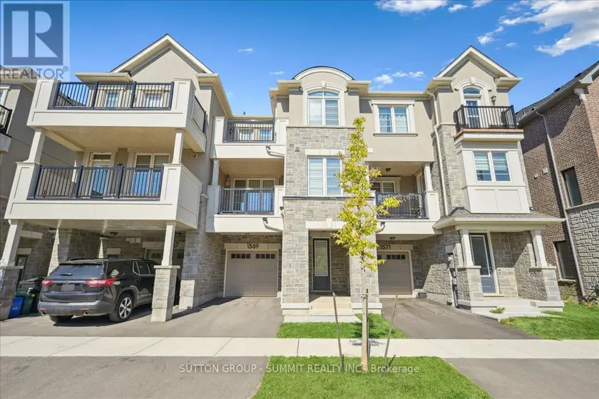 Townhouse at 1569 DENISON PLACE, Milton (BW Bowes)