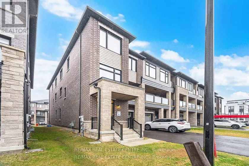 Townhouse at 1551 LABINE POINT, Milton