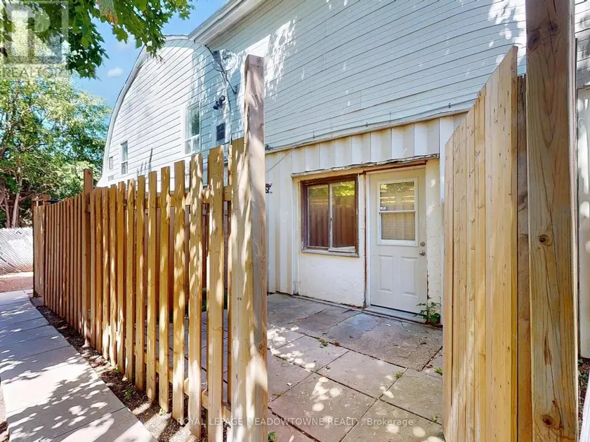 Multiplex at 6 - 12 WESLEYAN STREET, Halton Hills