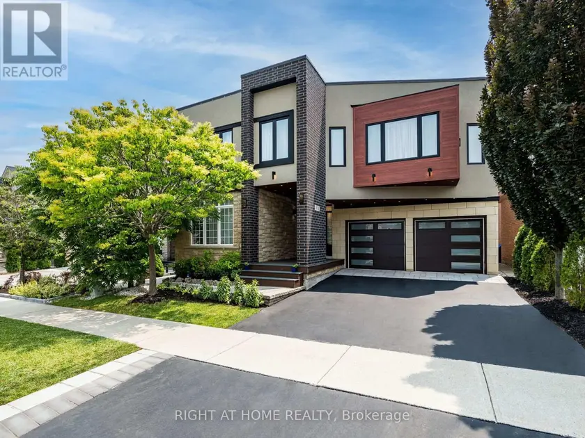 Detached at 3176 STOCKSBRIDGE AVENUE, Oakville