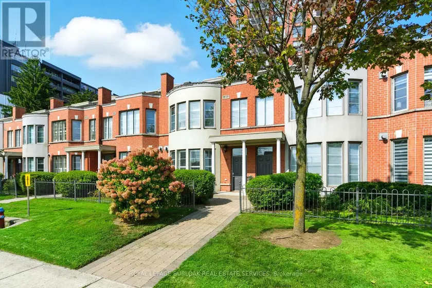 Townhouse at 7 - 442 MAPLE AVENUE, Burlington
