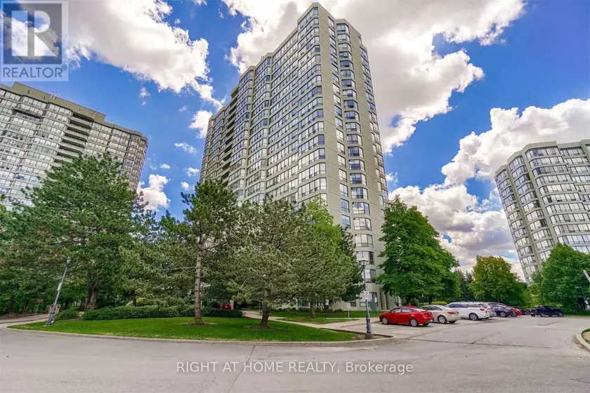 Apartment at 1507 - 24 HANOVER ROAD, Brampton (Queen Street Corridor)