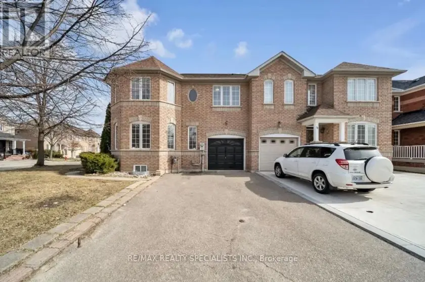 Semi-Detached/Link at 31 BRAMCEDAR CRESCENT, Brampton (Northwest Sandalwood Parkway)