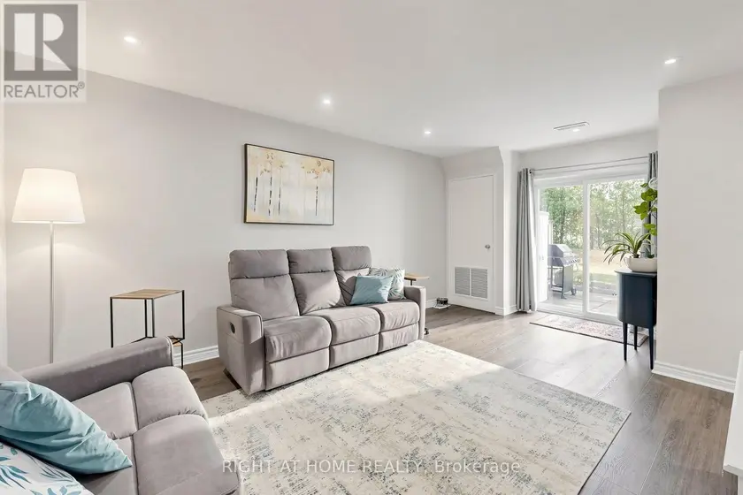 Townhouse at 172 - 2001 BONNYMEDE DRIVE, Mississauga (Clarkson)