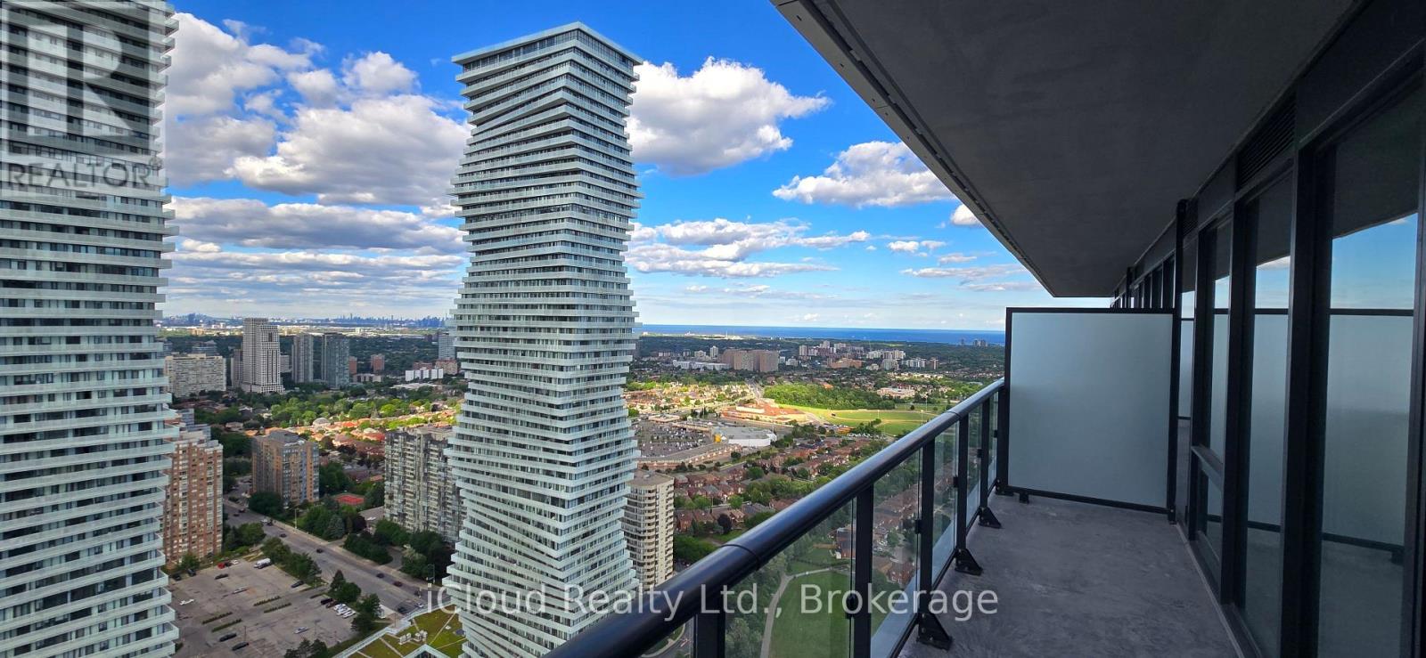 Apartment at 4006 - 448 BURMHAMTHORPE ROAD W, Mississauga