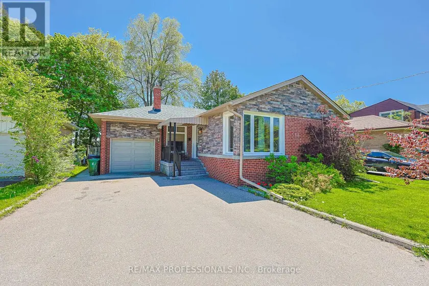Detached at 39 SEALCOVE DRIVE, Toronto (Etobicoke West Mall)