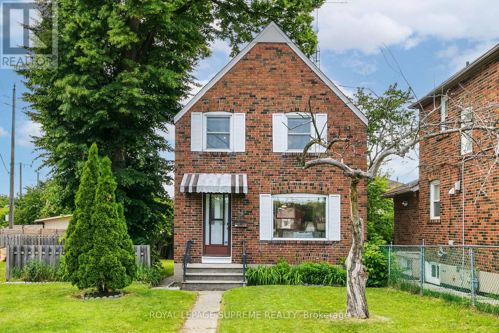 Detached at 44 YARROW ROAD, Toronto (Keelesdale-Eglinton West)