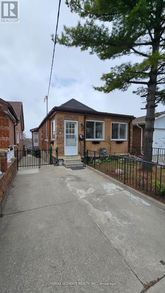 Detached at MAIN - 16 FAILSWORTH AVENUE, Toronto