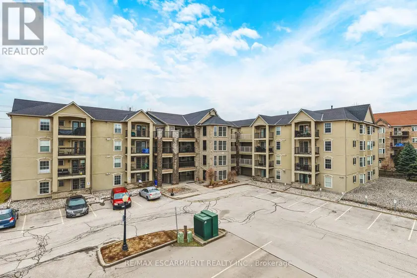 Apartment at 313 - 1451 WALKERS LINE, Burlington