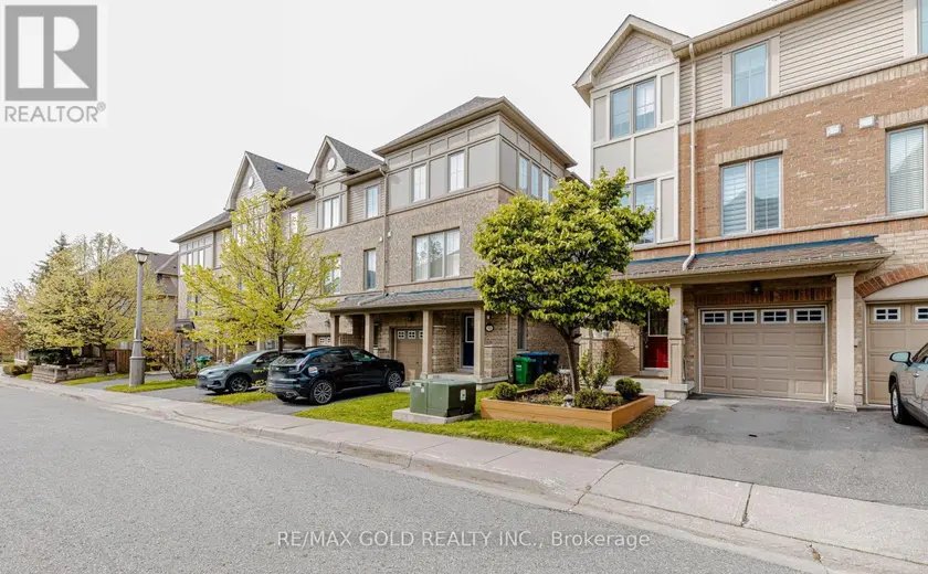 Townhouse at 12 CAILIFF STREET, Brampton