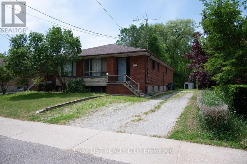Semi-Detached/Link at 1574 NORTHMOUNT AVENUE, Mississauga