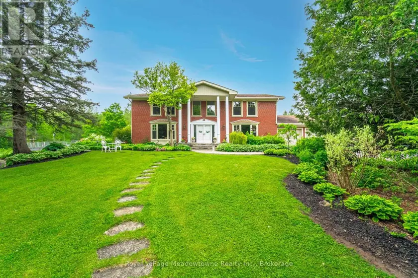 Detached at 11302 REGIONAL RD 25, Halton Hills