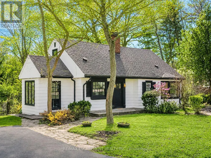 Detached at 804 SHADELAND AVENUE, Burlington
