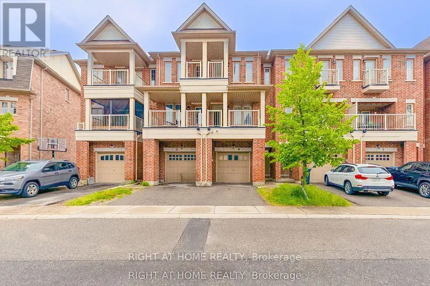 Townhouse at FULL - 11 TELEGRAPH STREET, Brampton